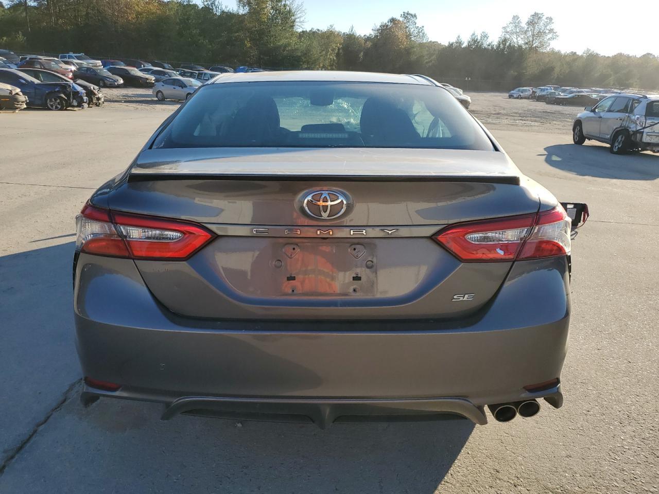 2018 TOYOTA CAMRY L - Фото 6