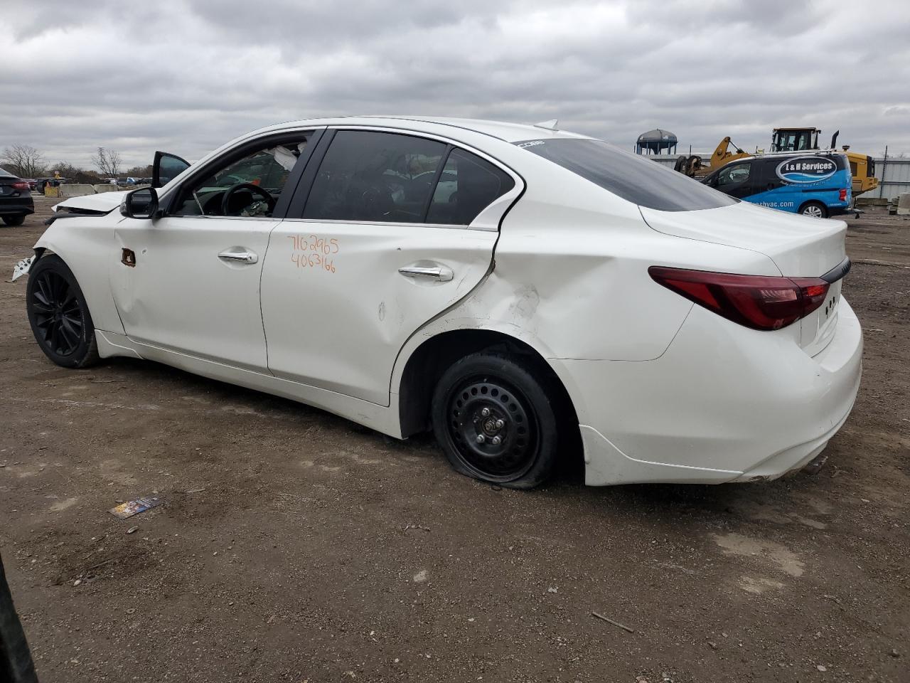 2018 INFINITI Q50 LUXE - Image 2