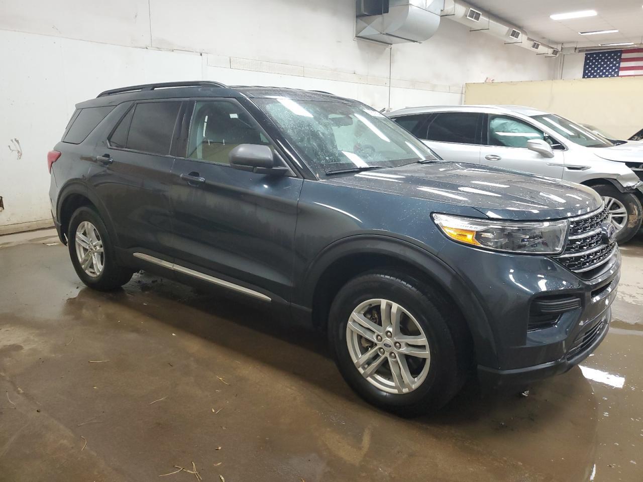 2022 FORD EXPLORER X - Image 4