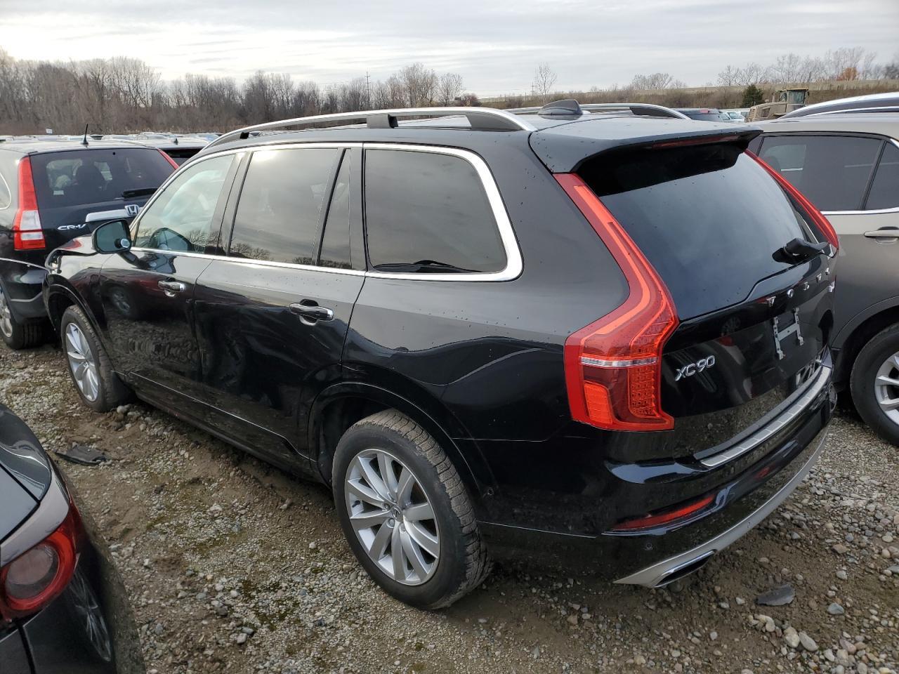 2016 VOLVO XC90 T6 - Image 2