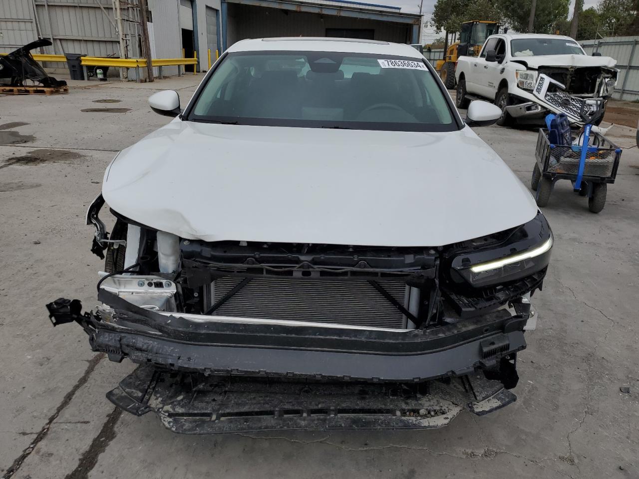 2024 HONDA ACCORD EX - Фото 5
