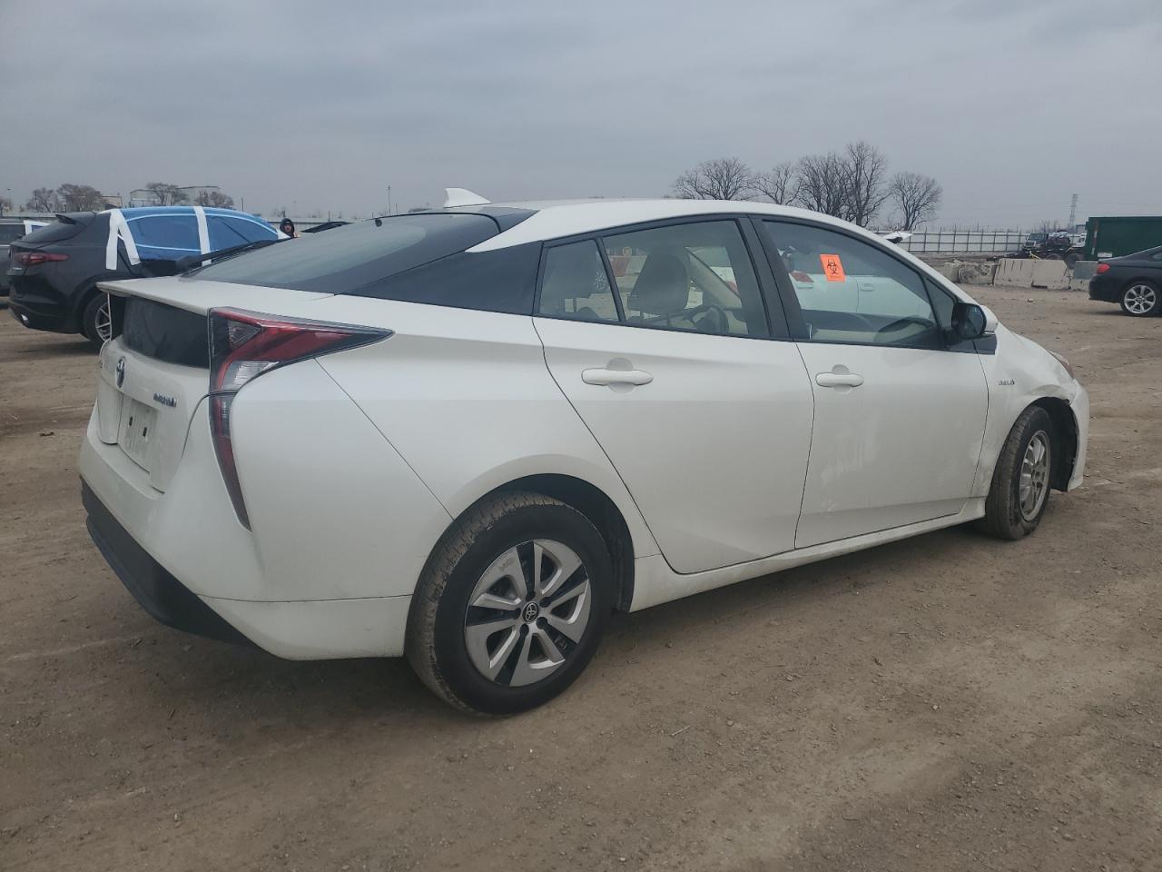 2016 TOYOTA PRIUS - Image 3