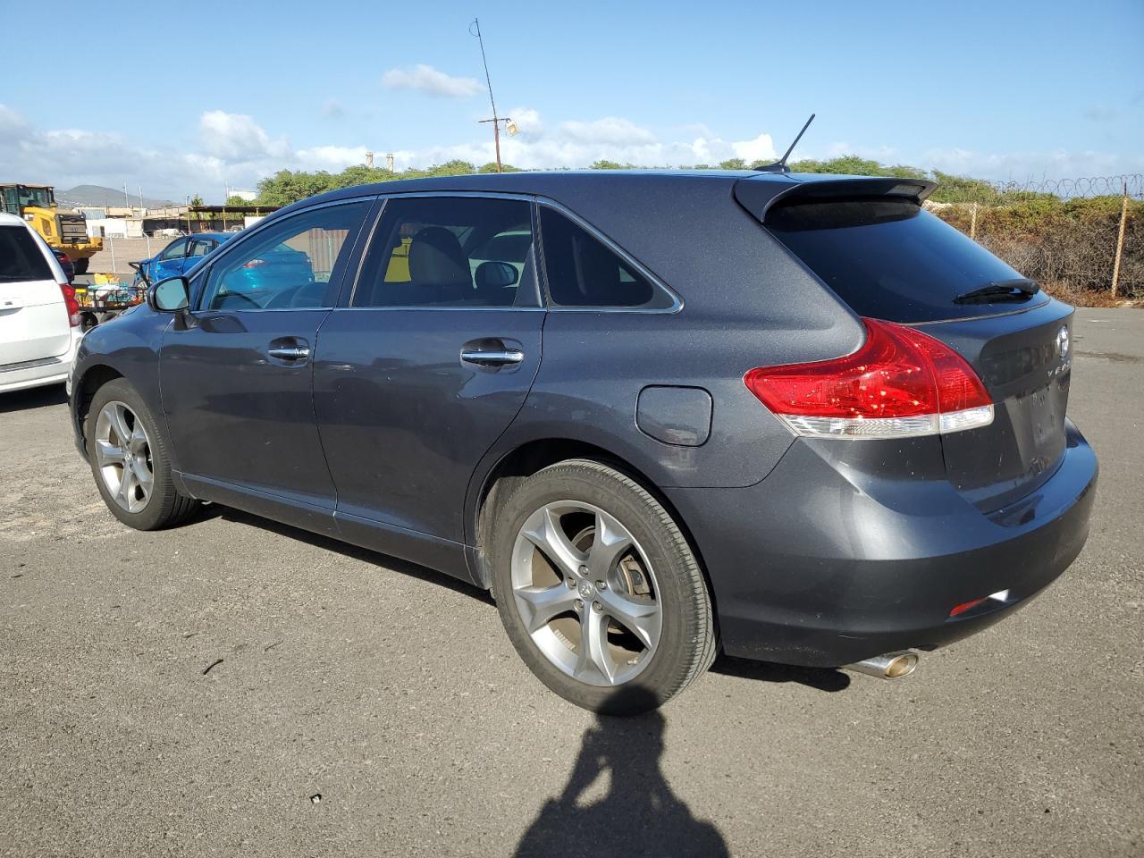 2012 TOYOTA VENZA LE - Фото 2