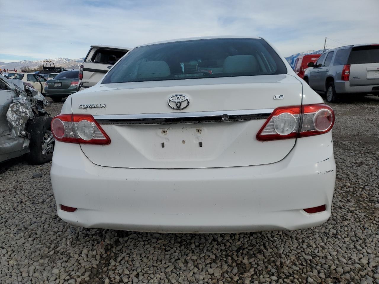 2013 TOYOTA COROLLA BA - Фото 6