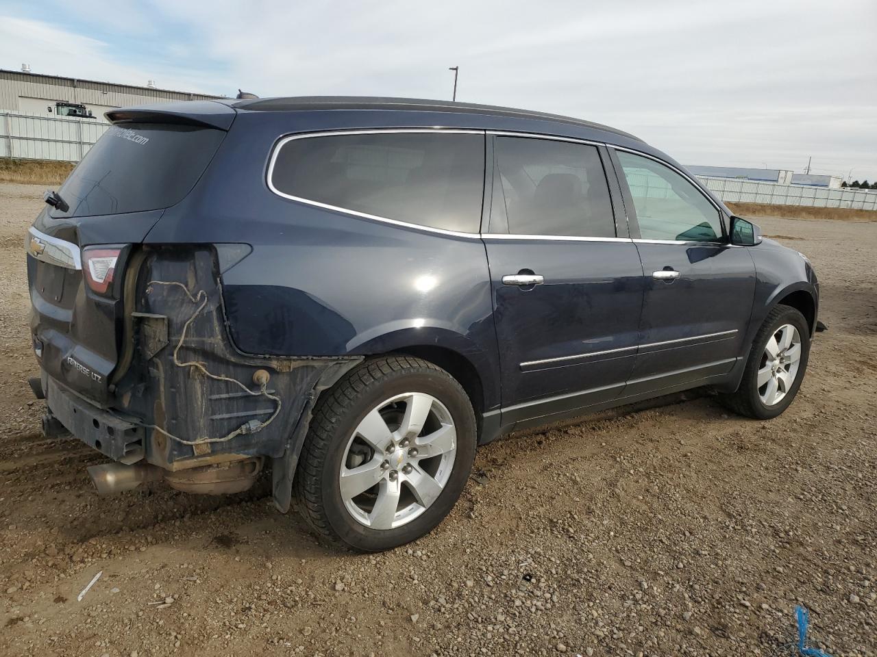 2015 CHEVROLET TRAVERSE L - Фото 3