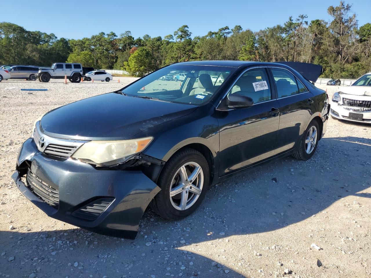 2014 TOYOTA CAMRY L