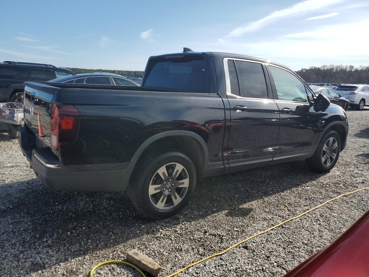 2017 HONDA RIDGELINE - Фото 3
