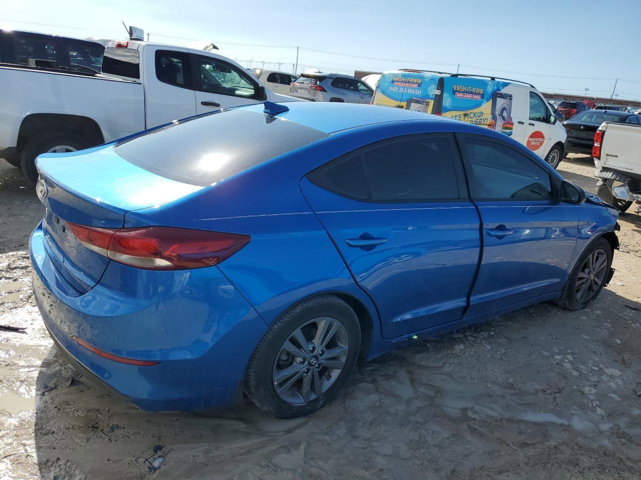 2018 HYUNDAI ELANTRA SE - Фото 3