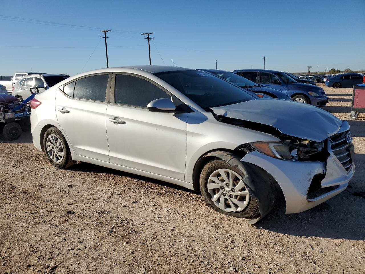 2017 HYUNDAI ELANTRA SE - Фото 4