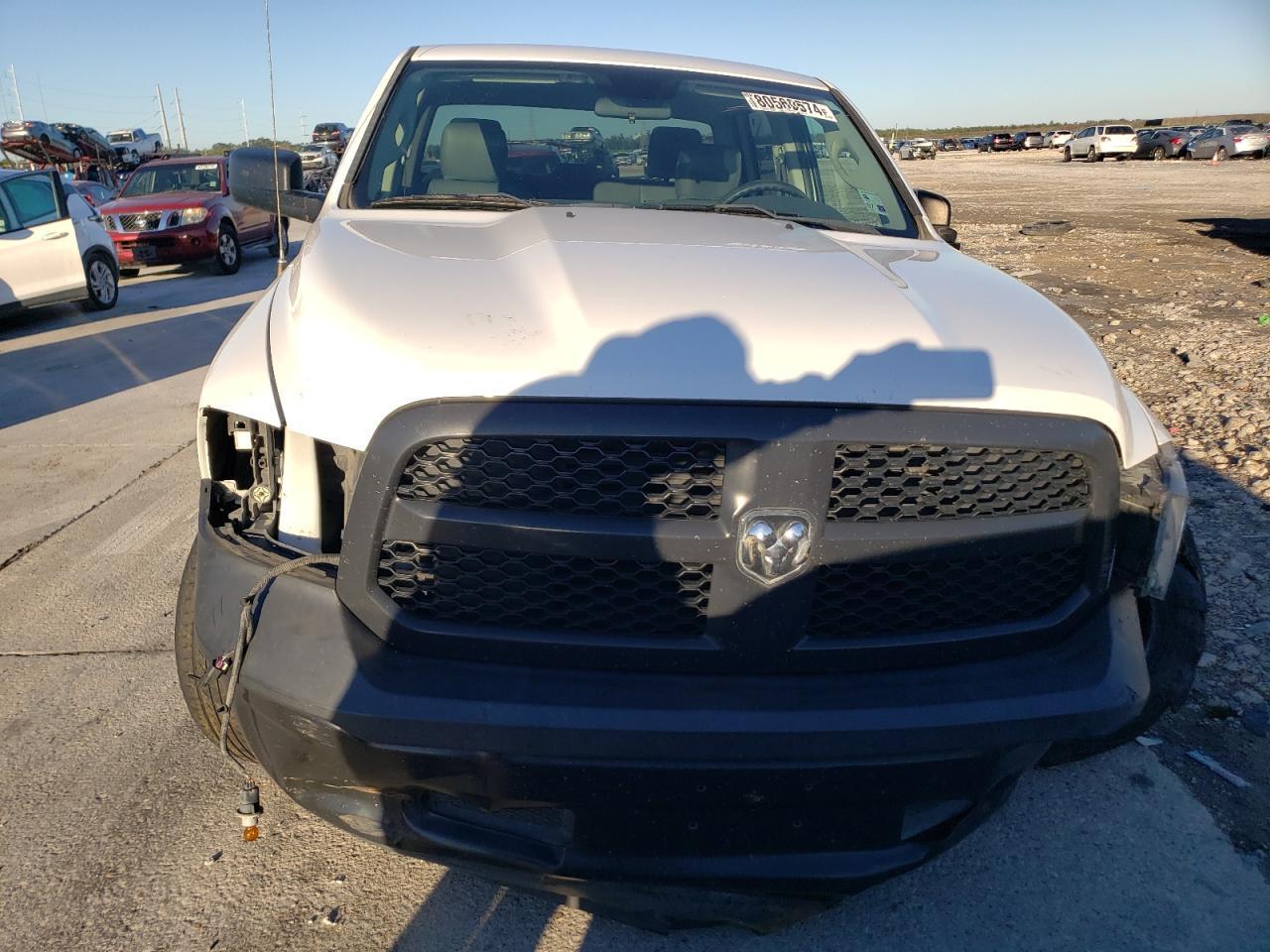 2017 RAM 1500 ST - Фото 5