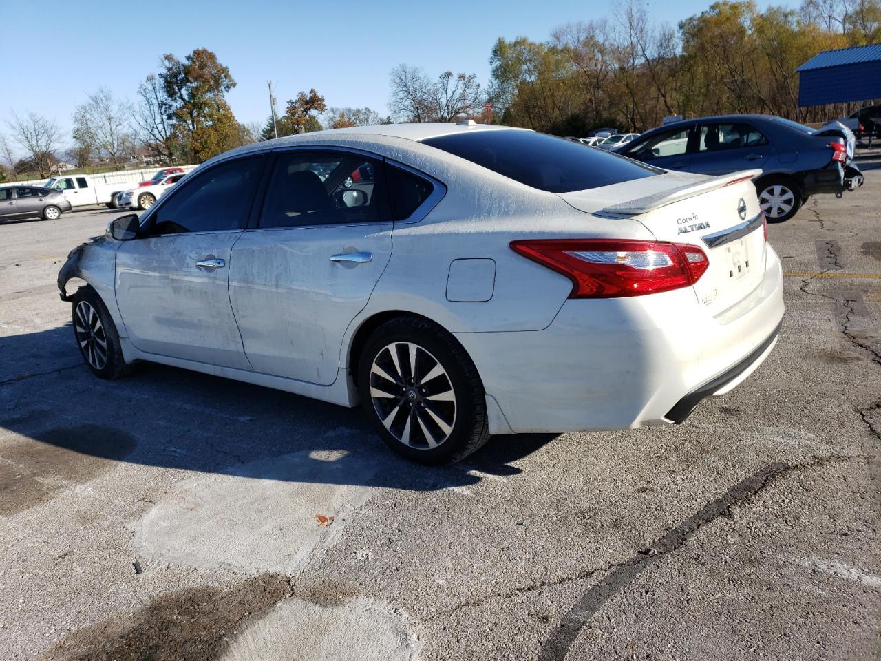 2017 NISSAN ALTIMA 2.5 - Фото 2