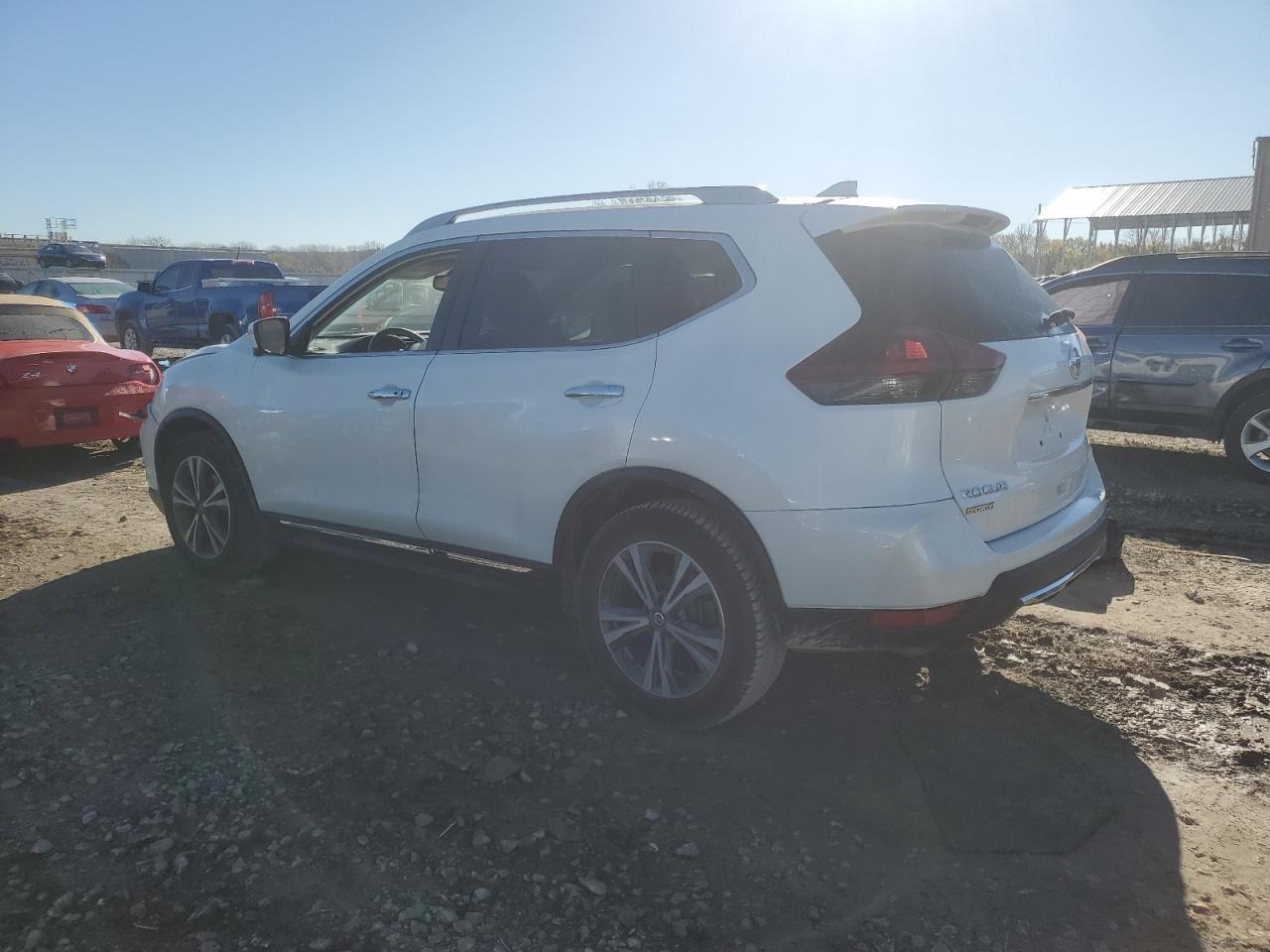 2018 NISSAN ROGUE S - Фото 2