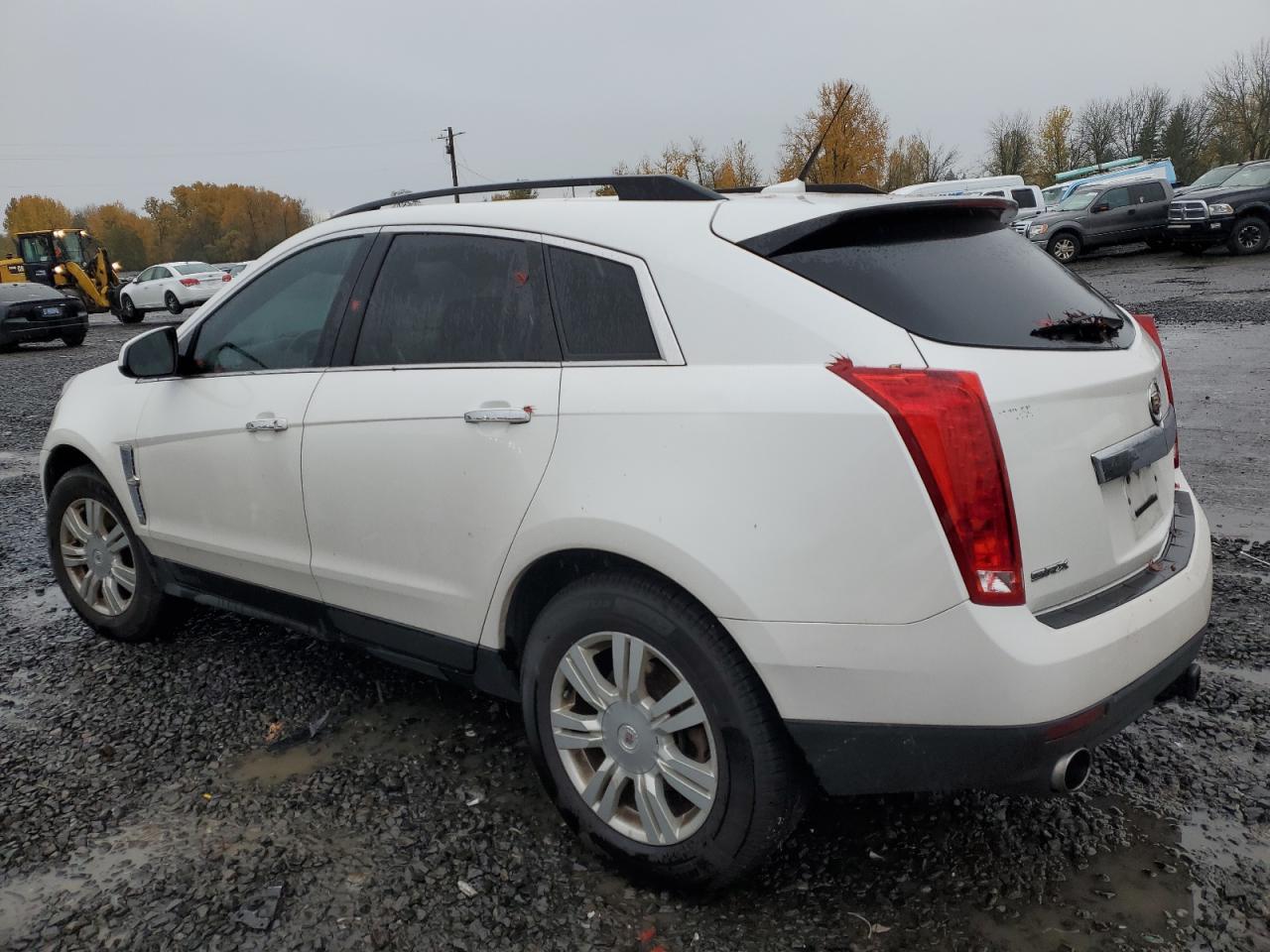 2011 CADILLAC SRX - Image 2