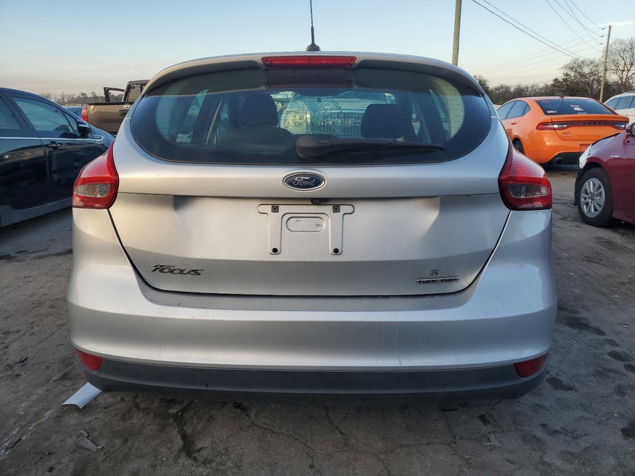 2016 FORD FOCUS SE - Фото 6