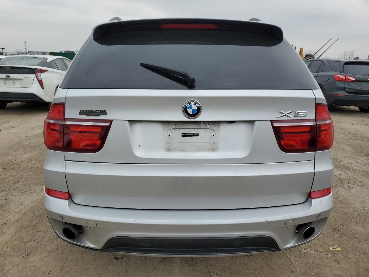 2011 BMW X5 XDRIVE3 - Image 6