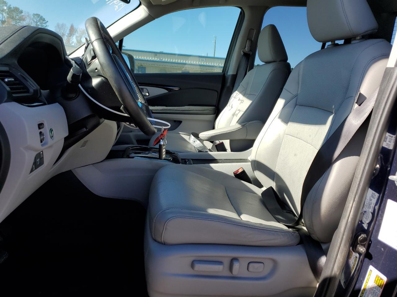 2020 HONDA RIDGELINE - Фото 7