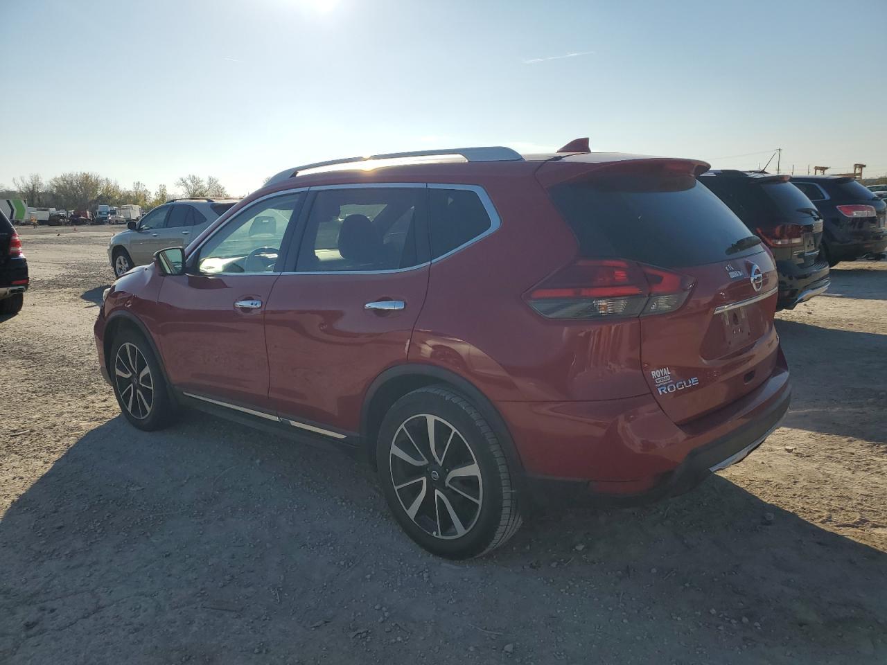 2017 NISSAN ROGUE S - Фото 2