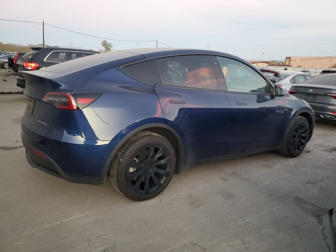 2022 TESLA MODEL Y - Image 3