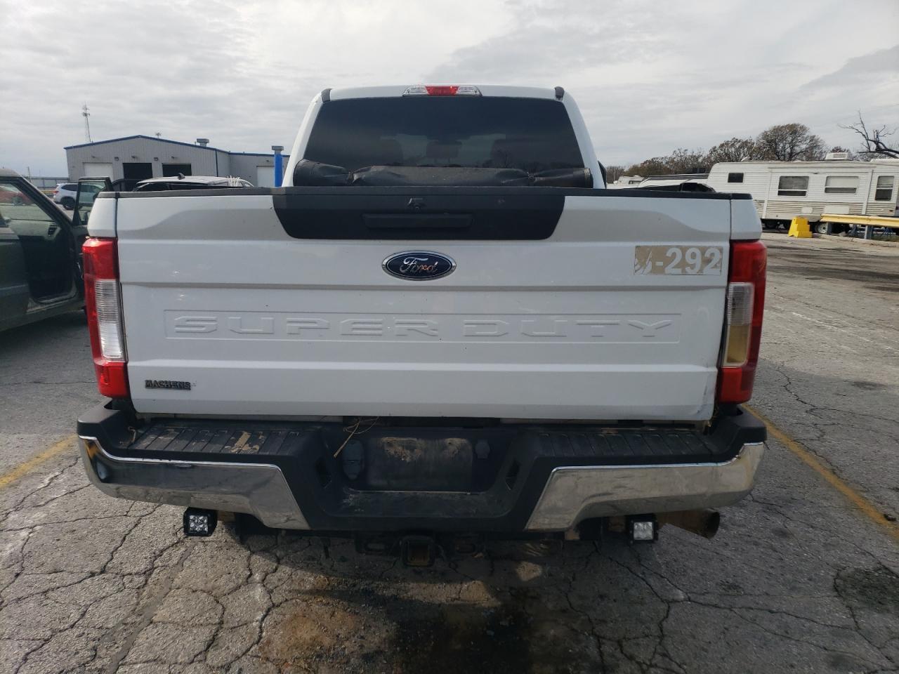 2017 FORD F250 SUPER - Image 6