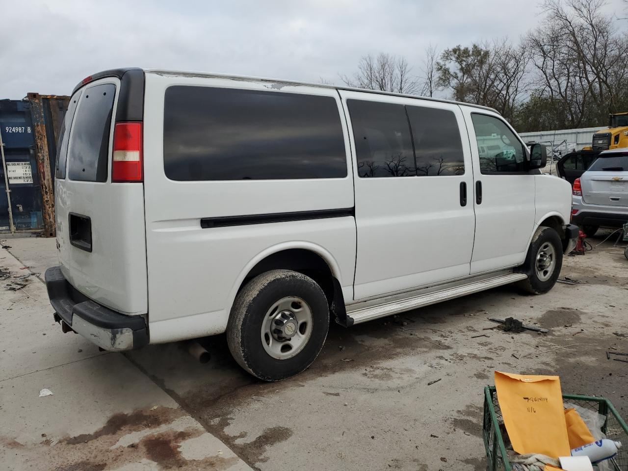 2012 CHEVROLET EXPRESS G3 - Фото 3