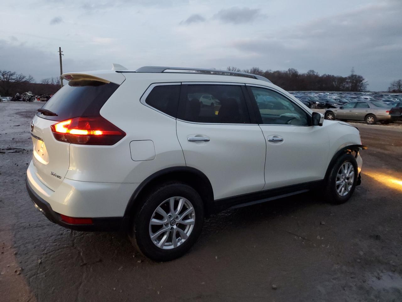 2018 NISSAN ROGUE S - Image 3
