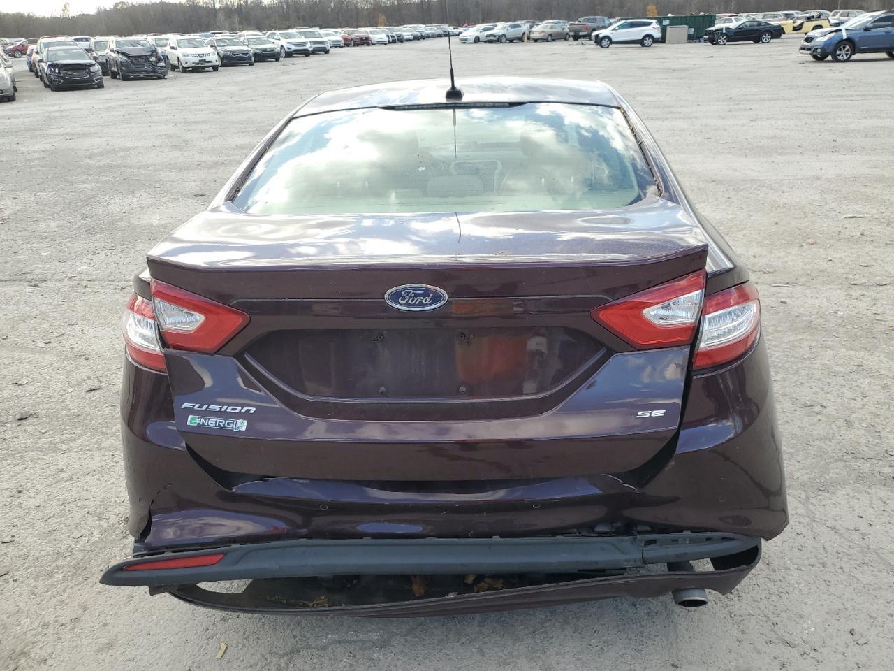 2013 FORD FUSION SE - Image 6