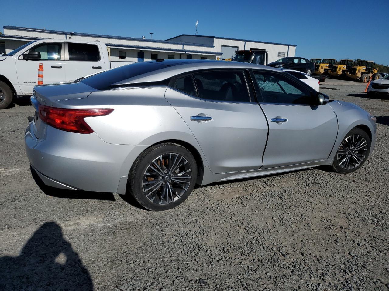 2016 NISSAN MAXIMA 3.5 - Фото 3