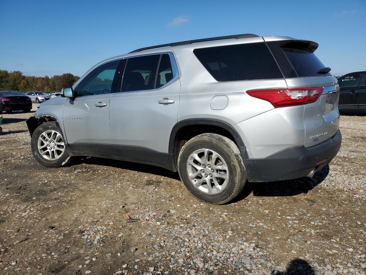 2021 CHEVROLET TRAVERSE L - Фото 2