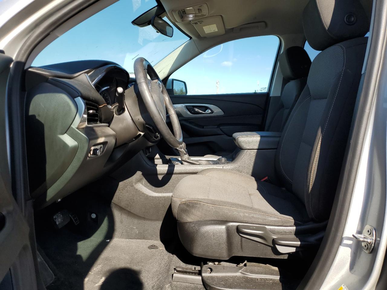 2021 CHEVROLET TRAVERSE L - Фото 7