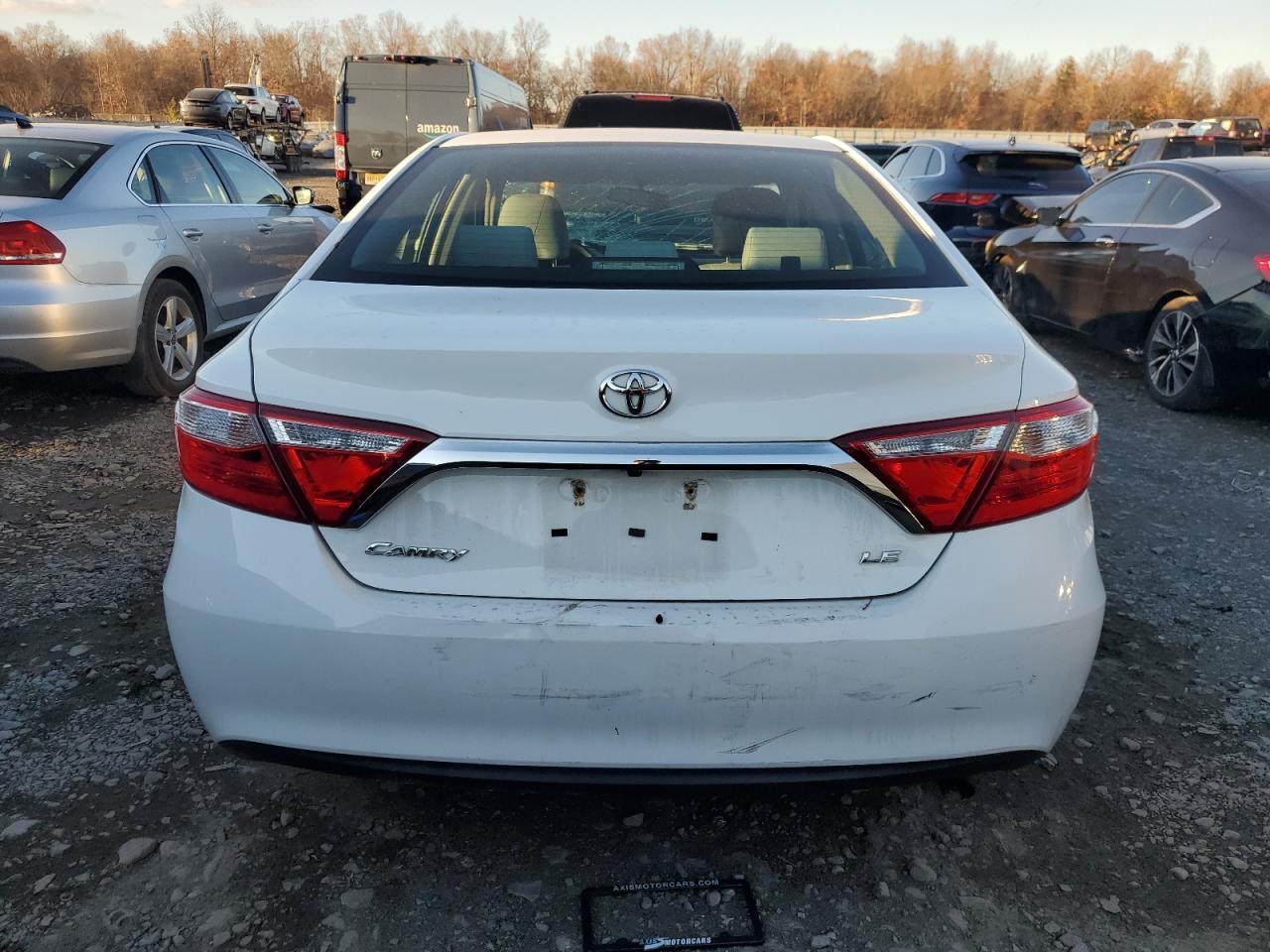 2017 TOYOTA CAMRY LE - Фото 6