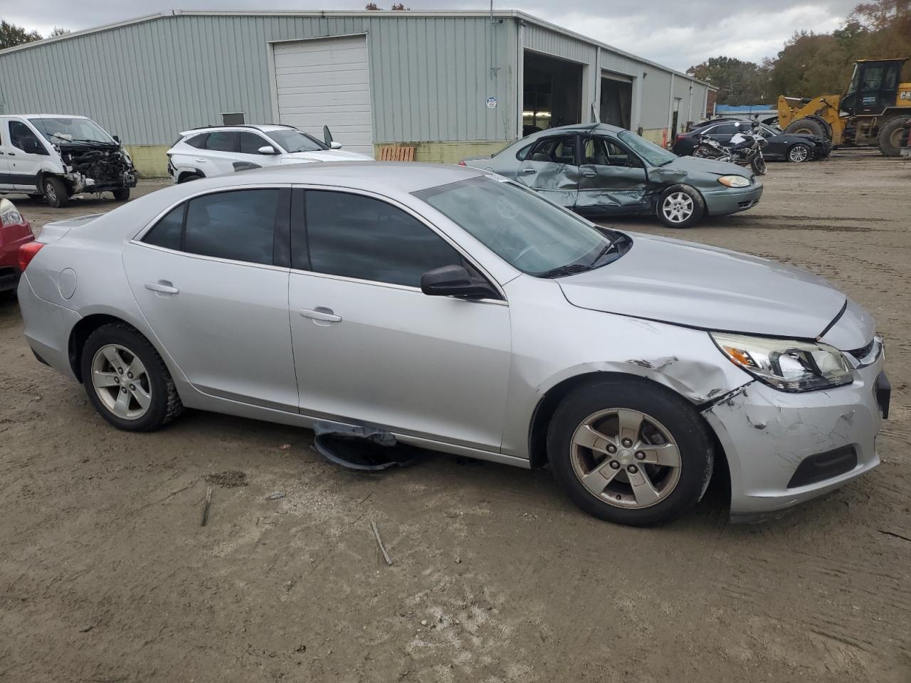 2015 CHEVROLET MALIBU LS - Image 4
