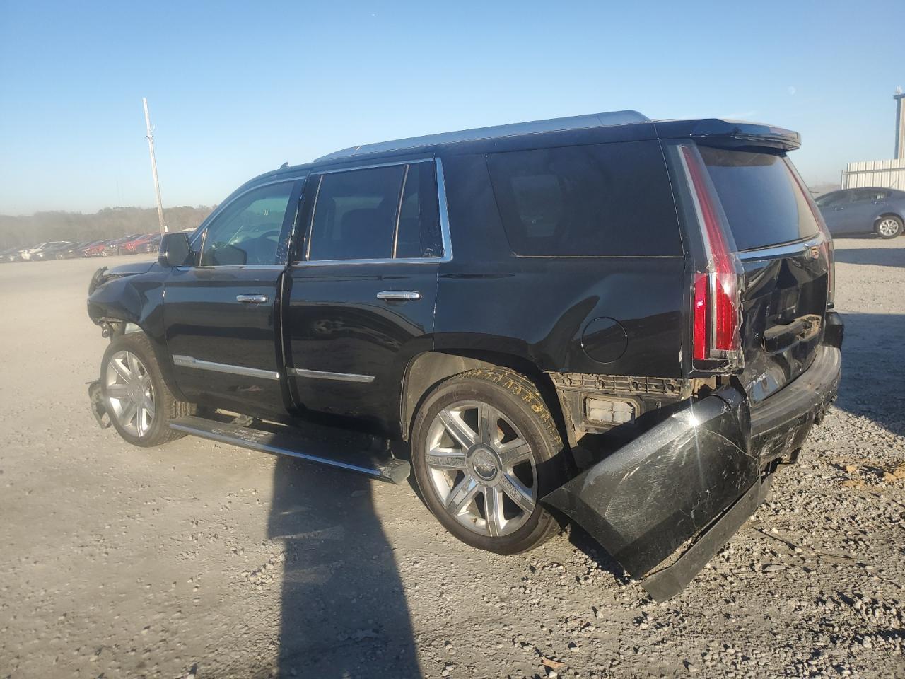 2016 CADILLAC ESCALADE P - Image 2