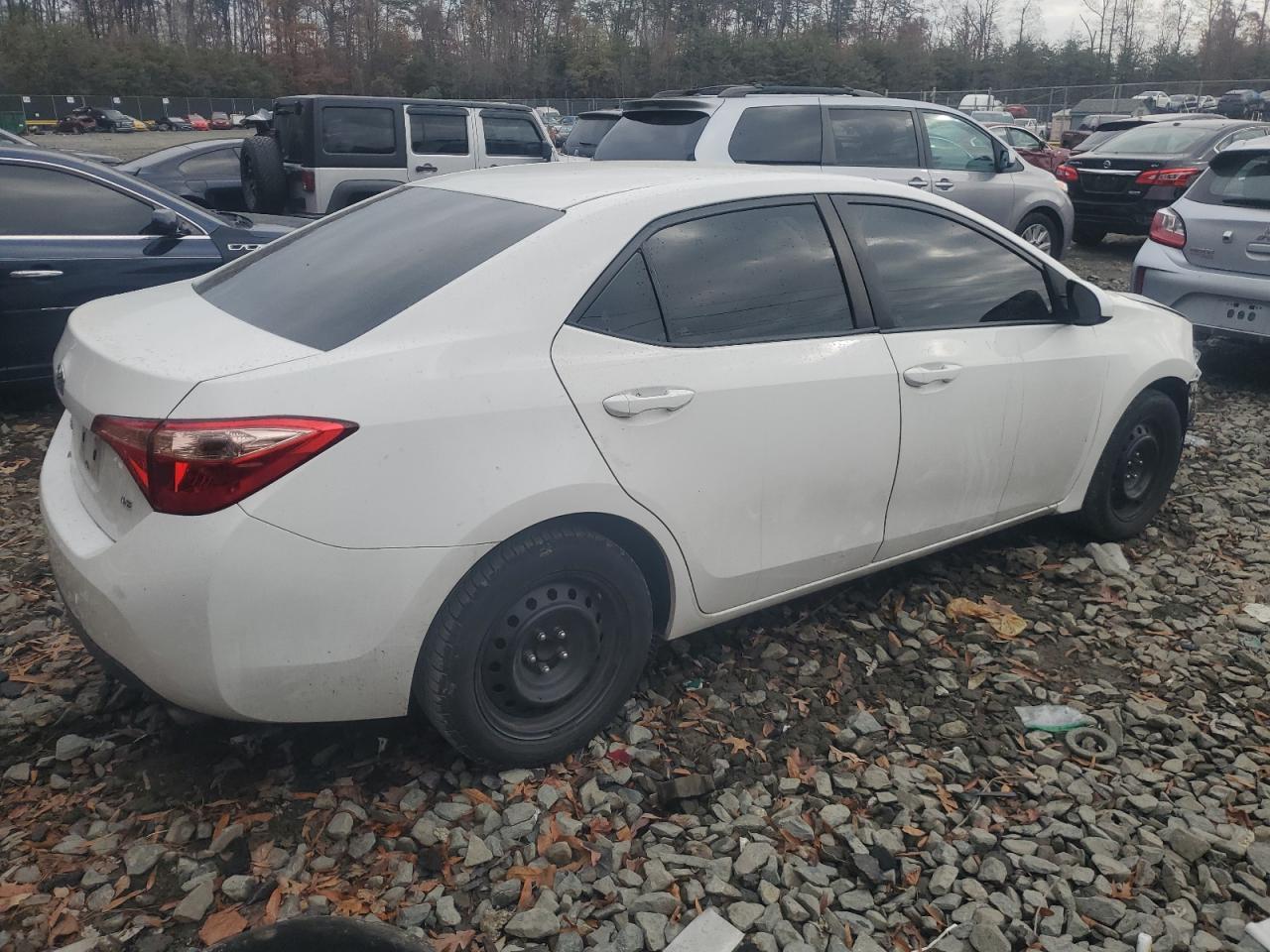 2019 TOYOTA COROLLA L - Image 3
