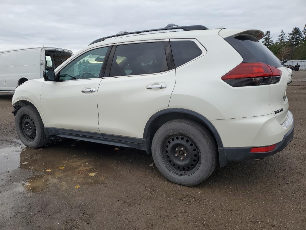 2018 NISSAN ROGUE S - Фото 2