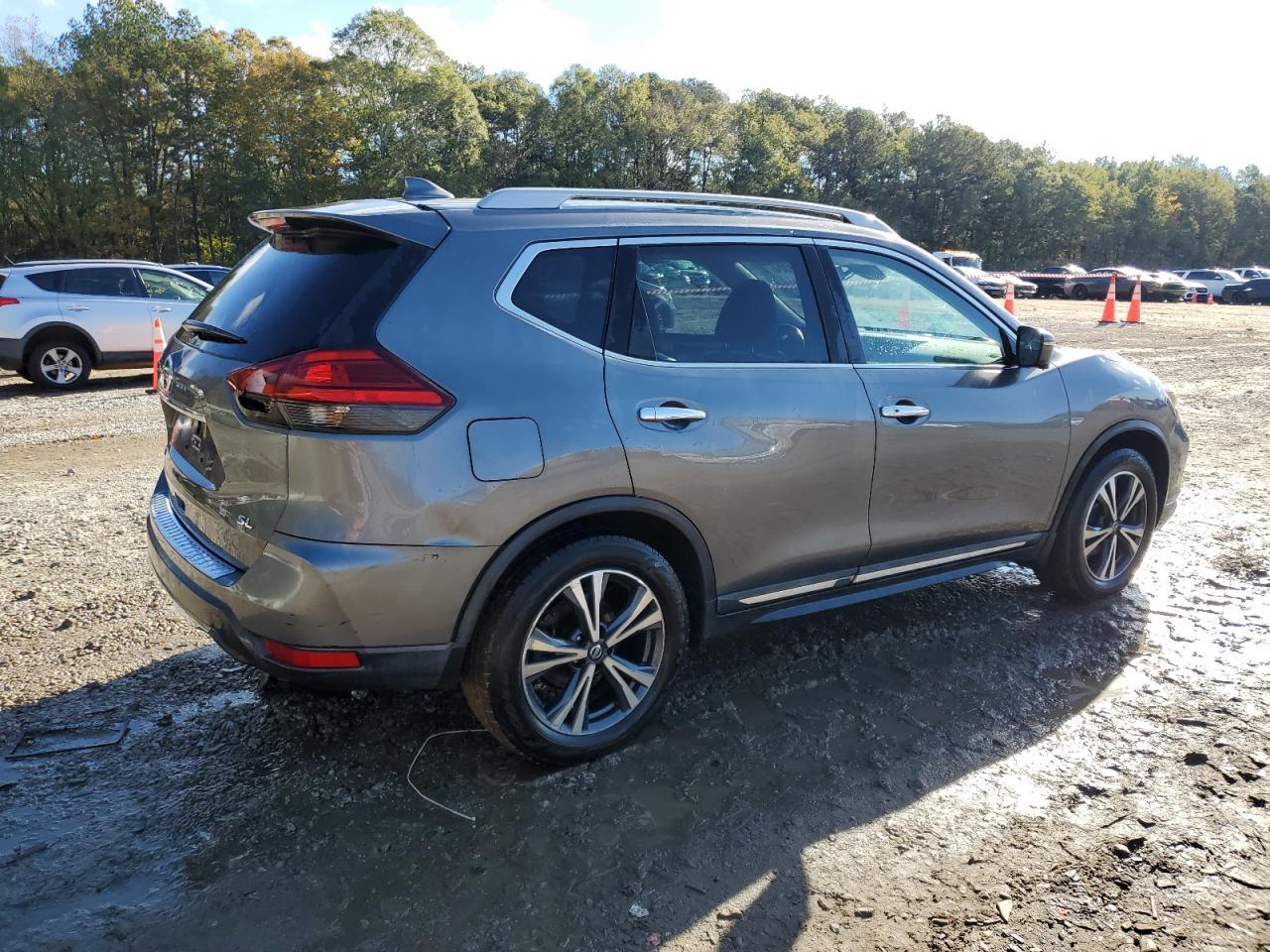 2017 NISSAN ROGUE S - Фото 3