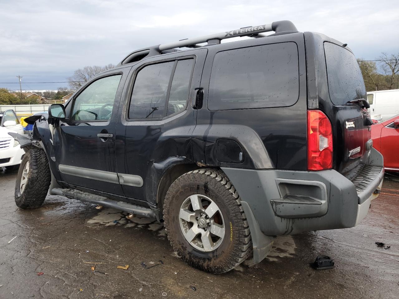 2013 NISSAN XTERRA X - Image 2