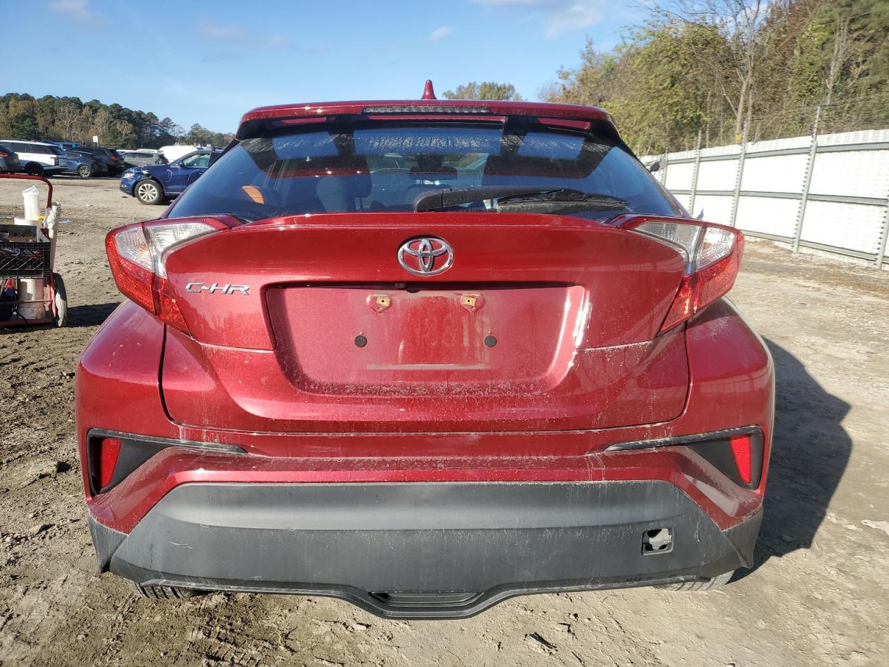 2019 TOYOTA C-HR XLE - Фото 6