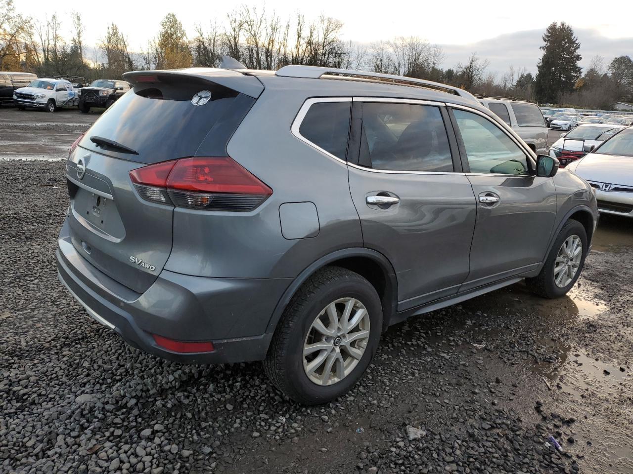 2018 NISSAN ROGUE S - Фото 3