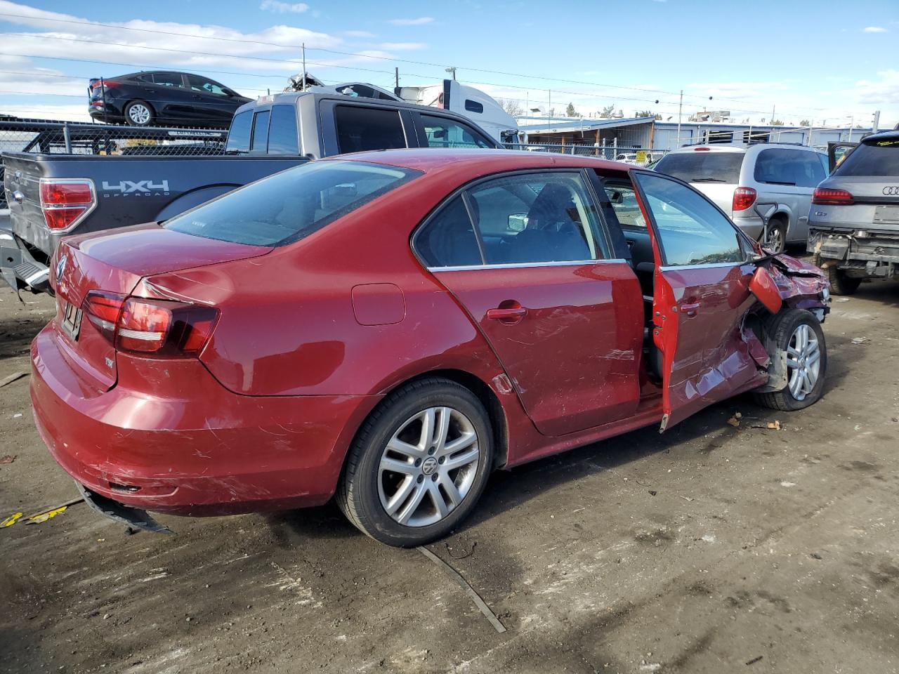 2017 VOLKSWAGEN JETTA S - Фото 3