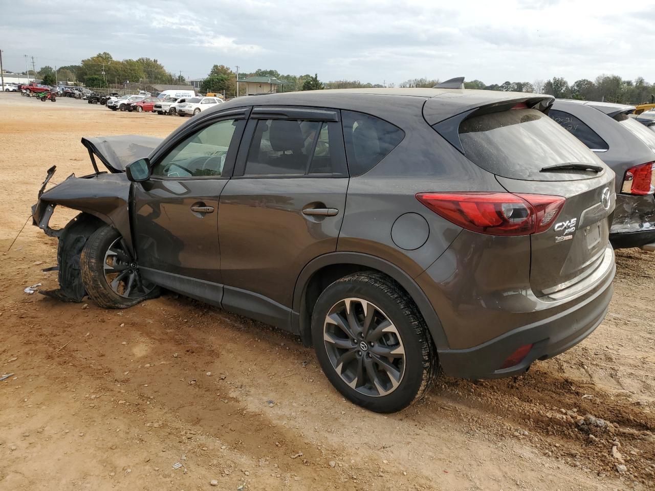 2016 MAZDA CX-5 GT - Image 2
