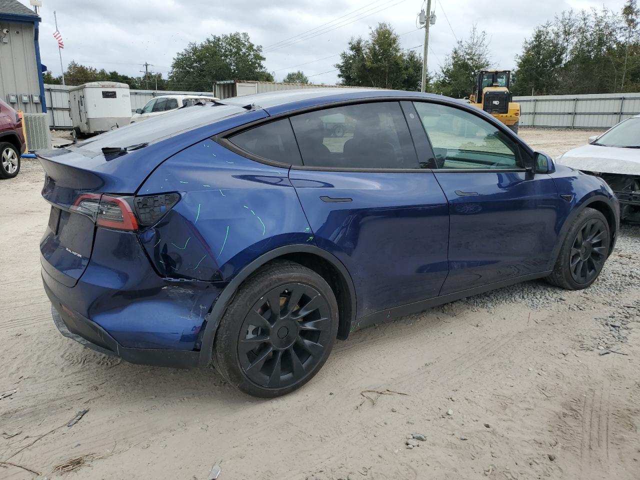 2023 TESLA MODEL Y - Фото 3