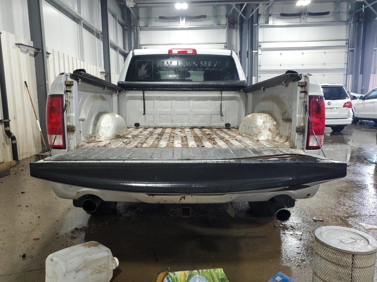 2017 RAM 1500 ST - Фото 6