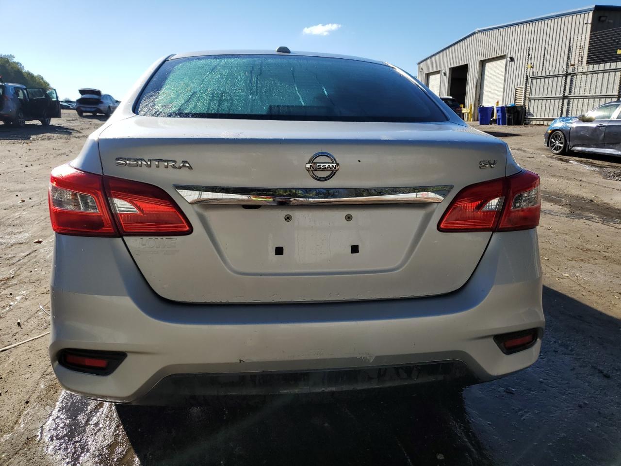 2017 NISSAN SENTRA S - Фото 6