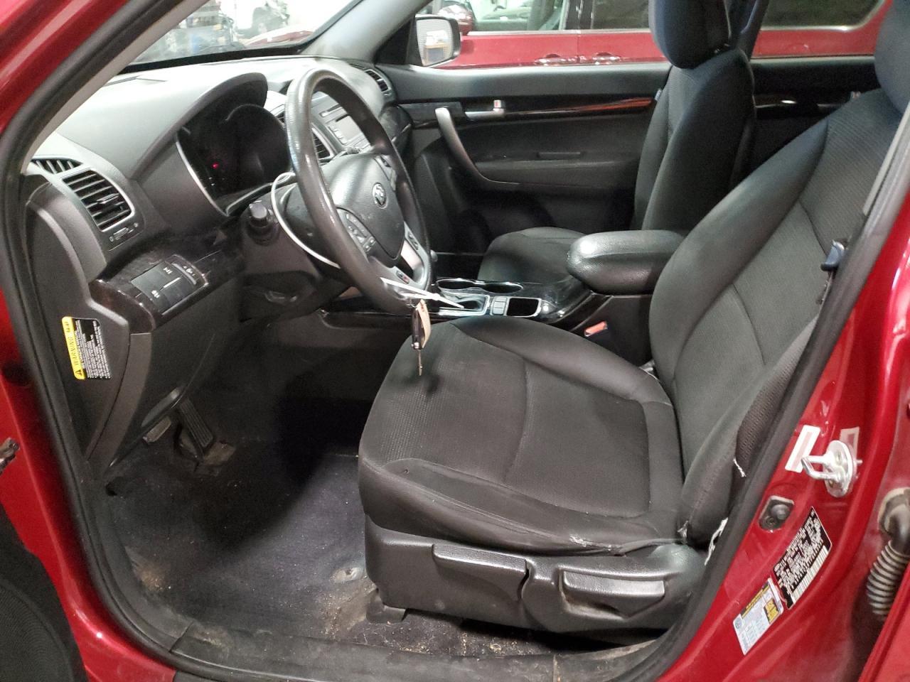 2015 KIA SORENTO LX - Image 7