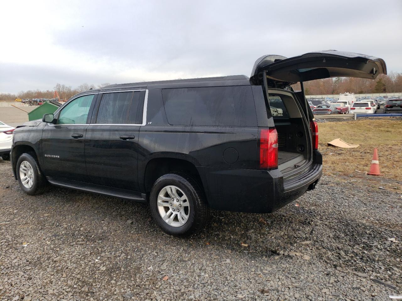 2019 CHEVROLET SUBURBAN K - Image 2