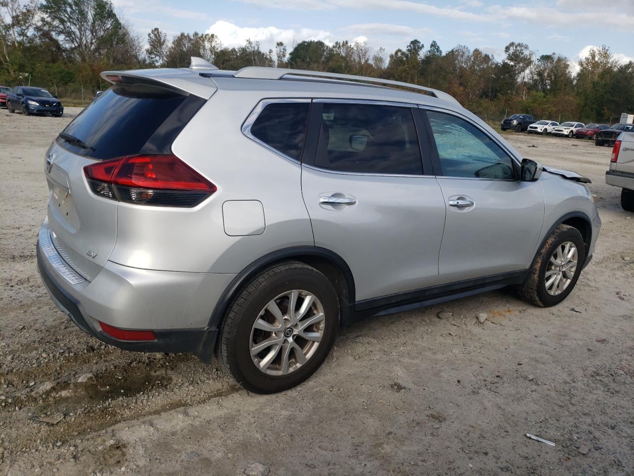 2018 NISSAN ROGUE S - Фото 3