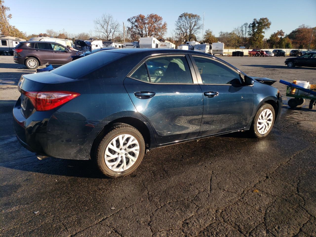 2018 TOYOTA COROLLA L - Image 3