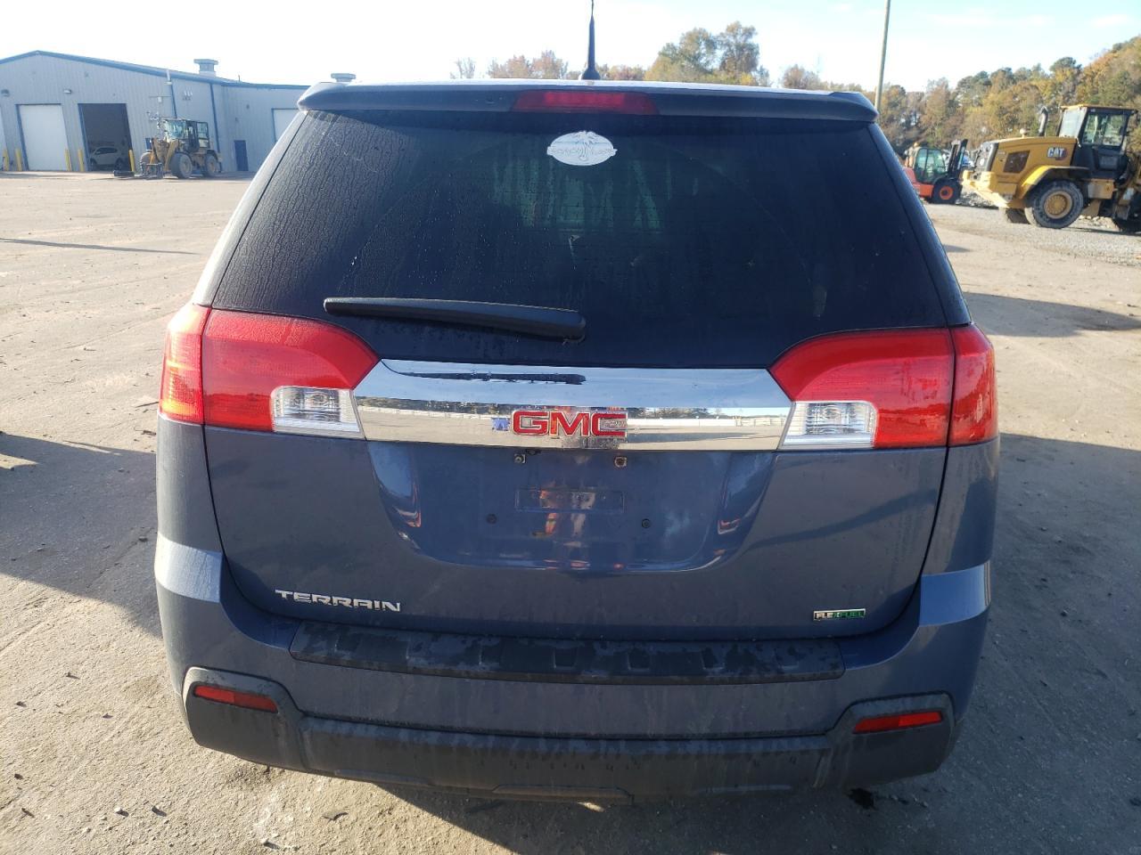 2012 GMC TERRAIN SL - Image 6