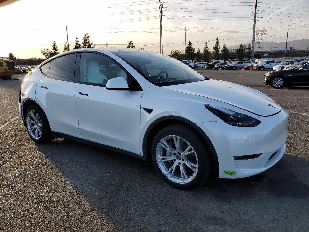 2023 TESLA MODEL Y - Image 4