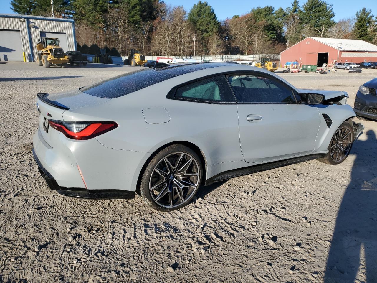 2022 BMW M4 COMPETI - Фото 3